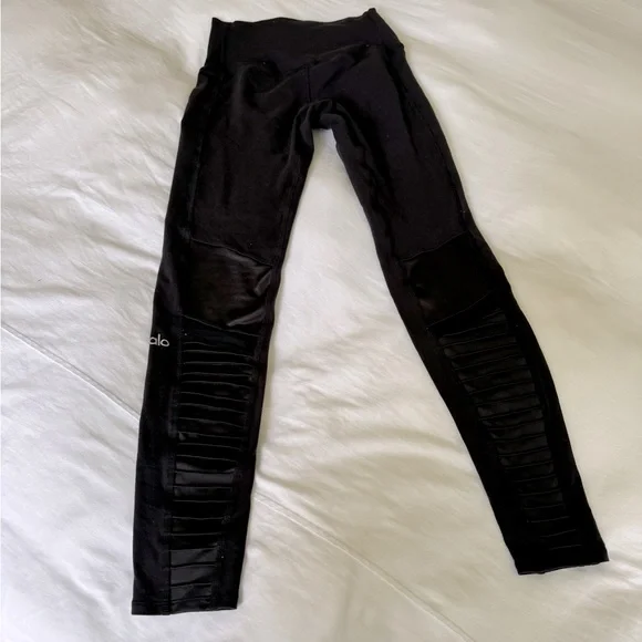 Alo Yoga High-Waist Moto Legging Size Small - Picture 7 of 8
